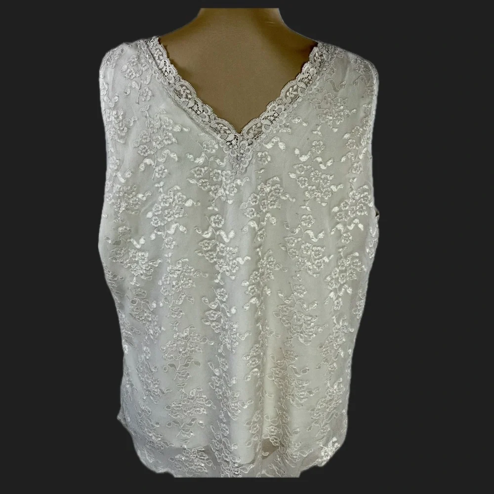 Worthington Womans 2X
Lined Lace Tank Cami
Cream Coquette Angelic
Bohemian - Picture 4 of 12